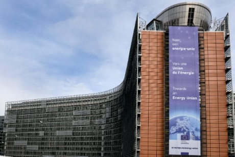 European Commission building with Energy Union banner, February 2015 460x307 European Commission building with Energy Union banner, February 2015 460x307