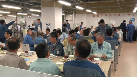 Fukushima workers eat in rest house, June 2015 460x259 Fukushima workers eat in rest house, June 2015 460x259