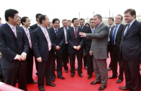 Igor Sechin at Tianwan (CNNC) Igor Sechin at Tianwan (CNNC)
