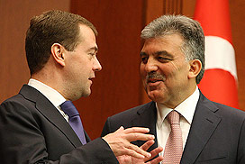 Medvedev and Gul (Image: Presidential Press and Information Office) Medvedev and Gul (Image: Presidential Press and Information Office)