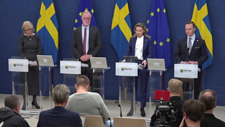 Sweden plans 'massive'&nbsp;expansion of nuclear energy
